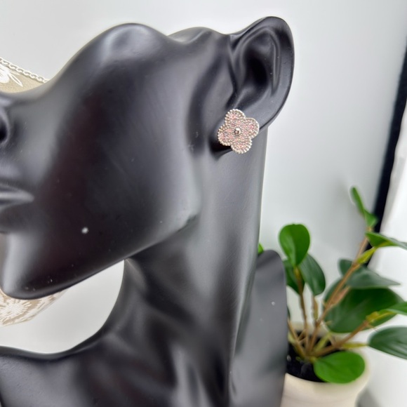 Lucky Alhambra Clover Earrings with Logo – Sterling Silver & Cubic Zirconia - Picture 7 of 7